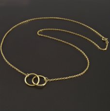 Goldkette mit zwei Ringen