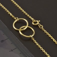 Goldkette mit zwei Ringen