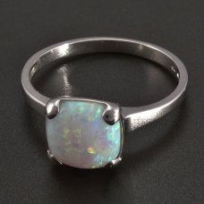 Weißgoldring mit Opal