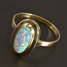 Gold-Ring-Opal