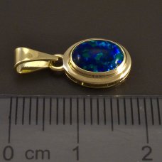 Goldanhänger-Opal